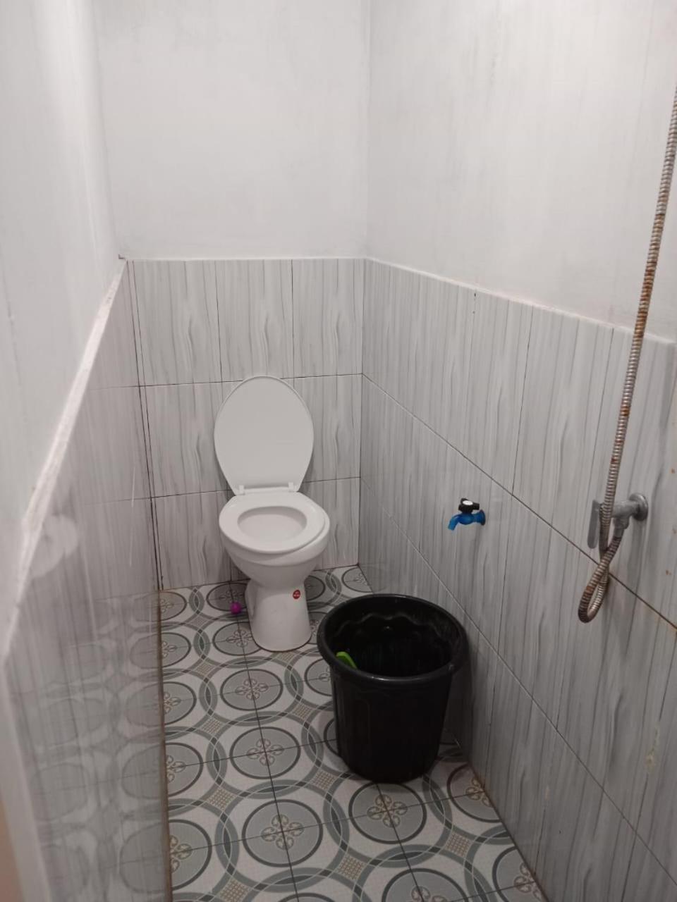 Bunaken Scuba Homestay *